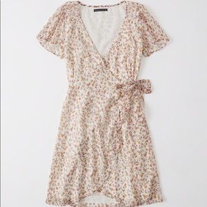 Cream Floral Mini-Dress (Brand New, NWT | A&F)